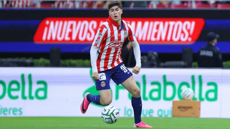 De la cantera de Chivas a Grecia: Las cifras millonarias del fichaje de Armando González