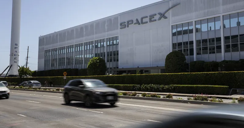 SpaceX firma un acuerdo de US$40.000 millones con Apollo para financiar chips de IA