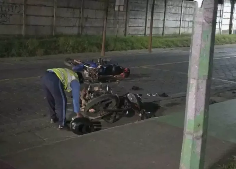 2 motociclistas graves tras choque frontal en Ticuantepe