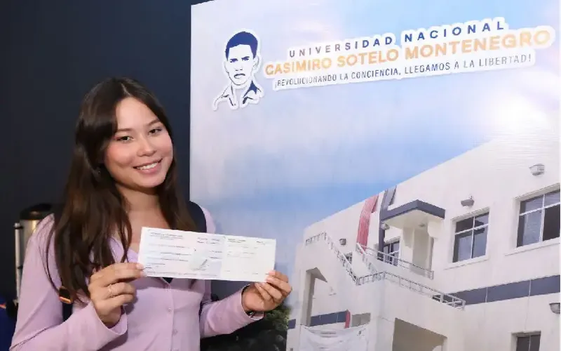 55.400 becas universitarias Pueblo Presidente han sido entregadas