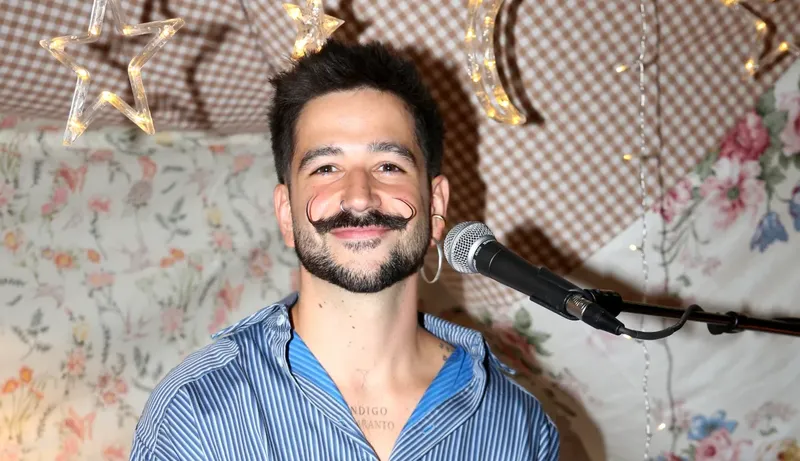 Camilo reveló por qué no permite que les den regalos a sus hijas