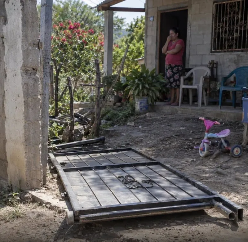 Portón de hierro colapsa y causa la muerte de una niña de 4 años en Jinotega