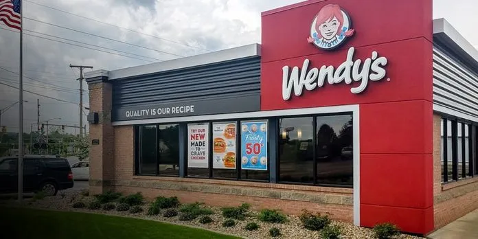 Tras anuncio de KFC, Wendy’s también mueve fichas para entrar a Nicaragua