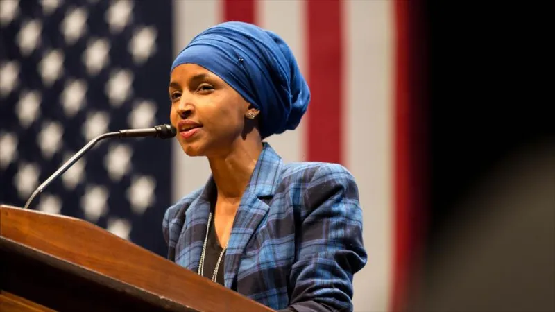 Legisladora critica a Congreso por no limitar poderes de Trump contra Irán