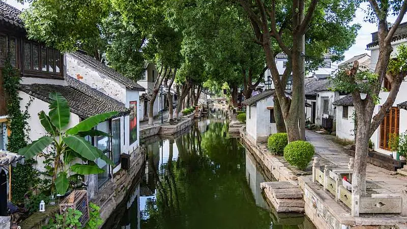 China revitaliza sus barrios históricos mejorando la calidad de vida de sus residentes