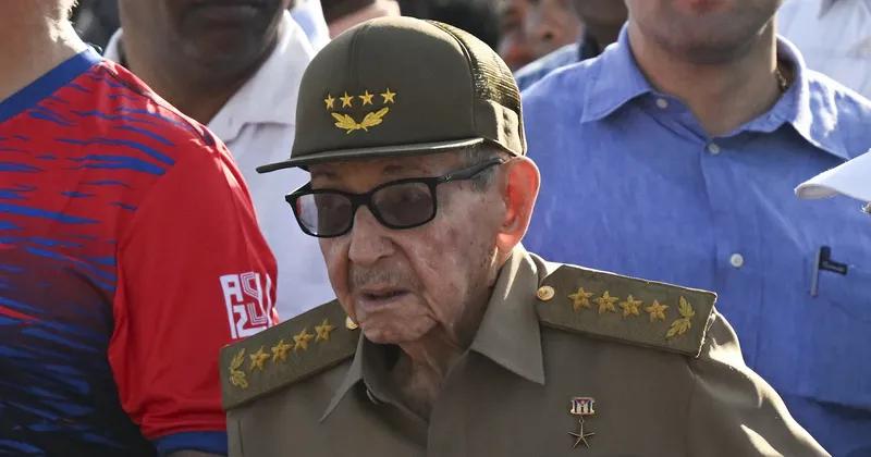 EE.UU. amplía sanciones contra Cuba y alcanza a una empresa de combustible y a un nieto de Raúl Castro