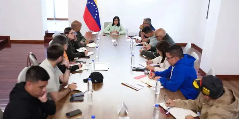 Venezuela activa Estado Mayor tras terremotos que dejaron miles de afectados