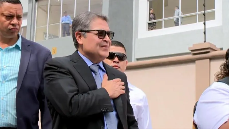 Indulto a expresidente de Honduras cuestiona política antidrogas de EEUU