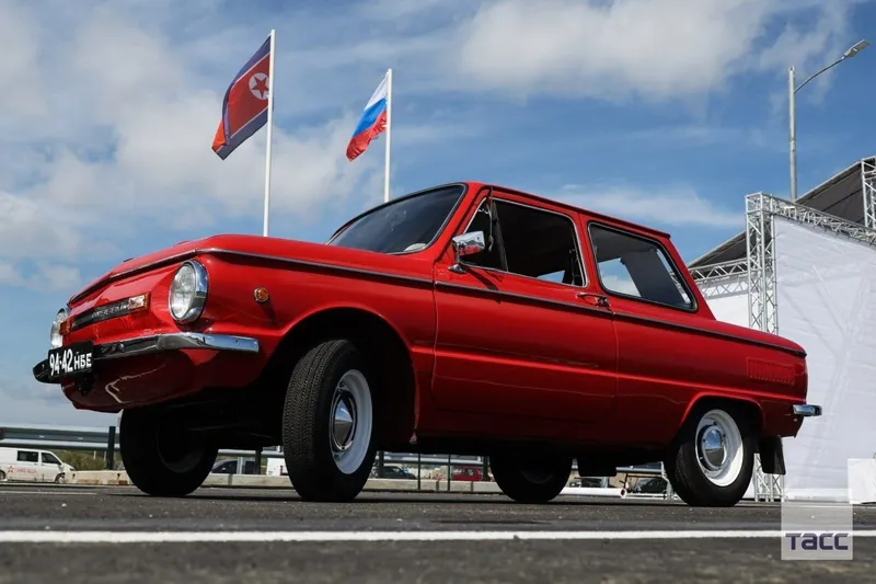 Rusia y Corea del Norte inauguran el primer puente para automóviles que conecta ambos países (+ Fotos)