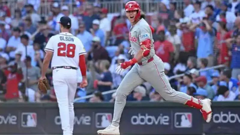 Phillies fuerzan el Juego 3 ante los Bravos en la Serie de Comodines de la Liga Nacional