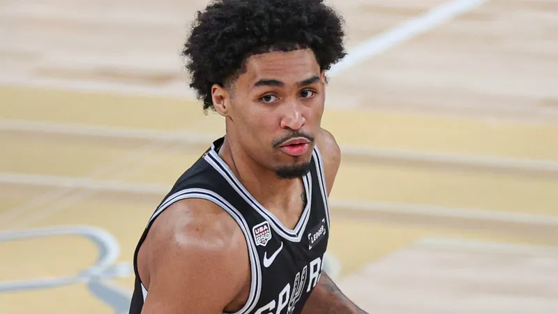 Dylan Harper aclara su relación de De’Aaron Fox