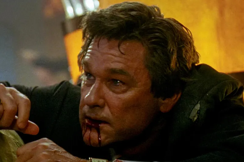 En 2 días deja Netflix un blockbuster de 160 millones que llevó al límite a Kurt Russell: "Quería ahogarme bien, que se sintiera de verdad"
