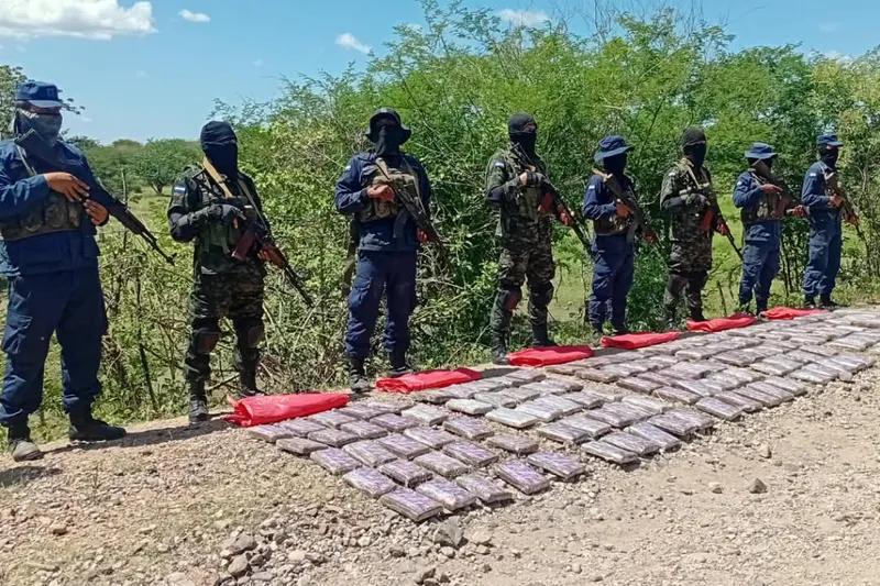 Ejército de Nicaragua incauta 150 tacos de cocaína