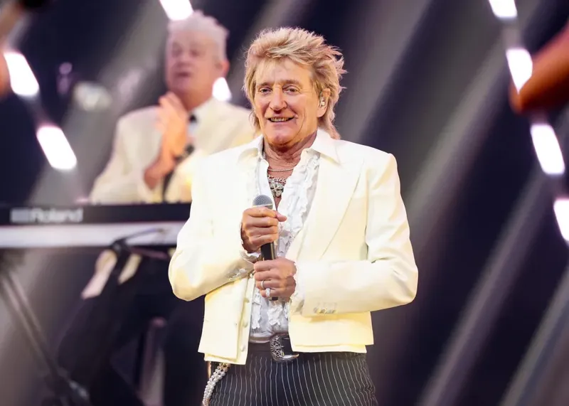 Rod Stewart cancela gira de despedida tras procedimiento cardíaco: ‘Profundamente decepcionado de perderme estos shows’