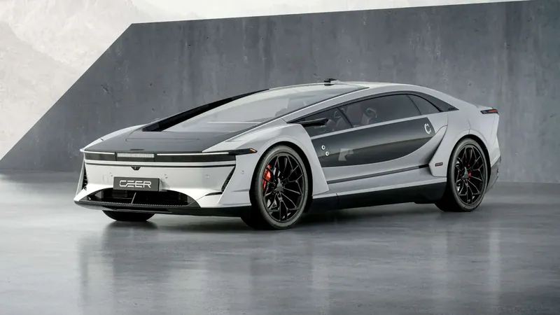 Arabia Saudí quiere revolucionar el coche eléctrico: así son los dos modelos que llegarán en 2027