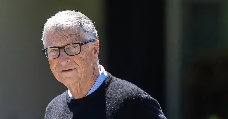 Bill Gates advierte que la IA será “el mayor igualador” o “la peor fuente de injusticia” de la historia