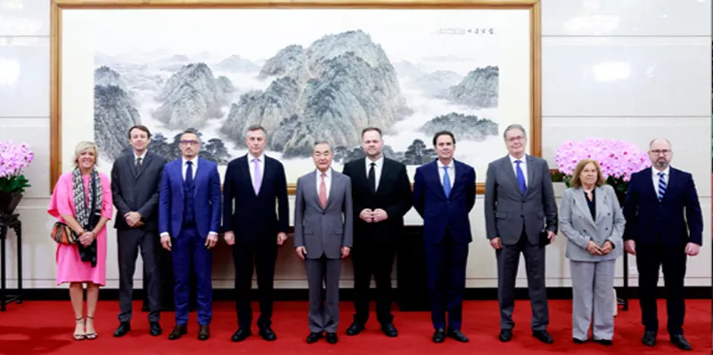 China y Parlamento Europeo refuerzan el diálogo para impulsar la cooperación bilateral