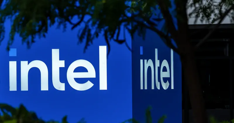 Intel buscaría captar US$20.000 millones con una mayor venta de acciones, según fuentes