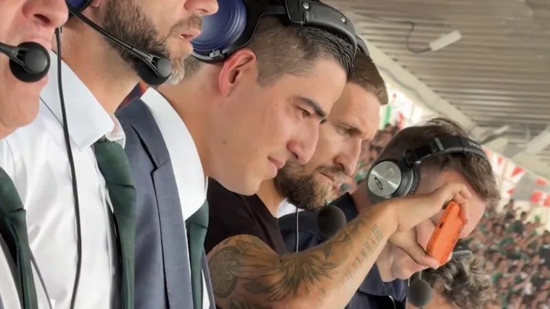 Andrés Vaca se emociona hasta las lágrimas en el estadio: “Esto es parte de lo que siempre soñé”