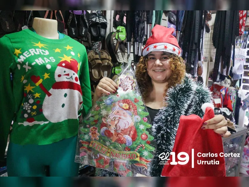 La Navidad llega al mercado Iván Montenegro con productos y precios accesibles