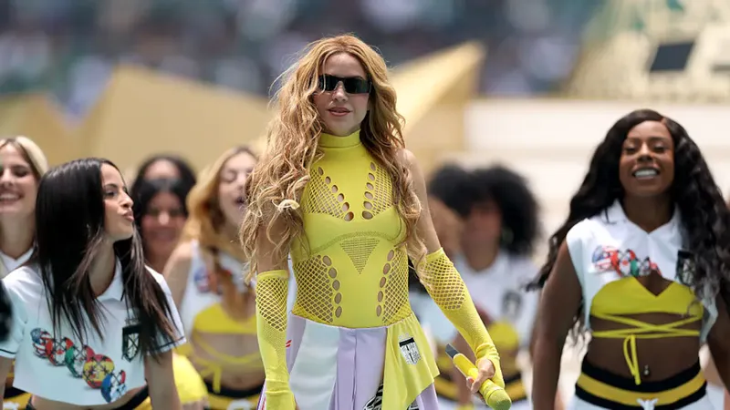 Así acabó Shakira con los rumores de que una doble actuó por ella en la inauguración del Mundial