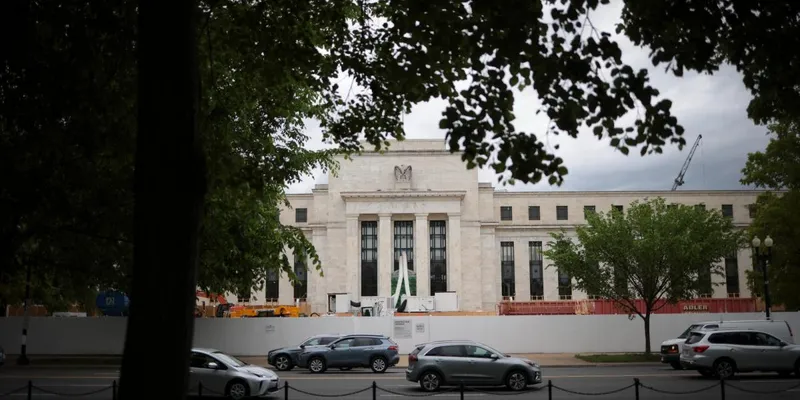 FOMC prevé un segundo aumento de tasas antes de que termine el año: actas