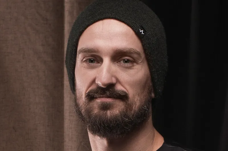 Konrad Tomaszkiewicz, director de The Witcher 3, sobre un posible retraso de PS6 y Project Helix: "Es mejor para nosotros"