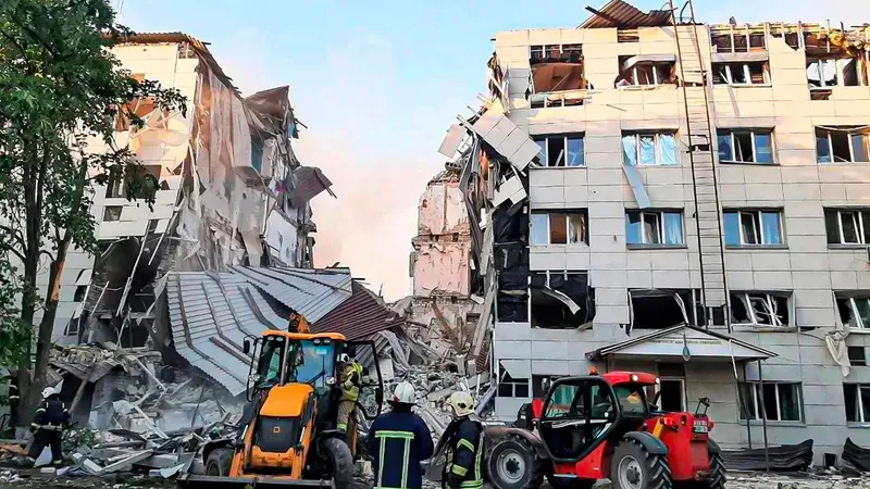 Putin denuncia ataque de Kiev contra residencia estudiantil en Lugansk