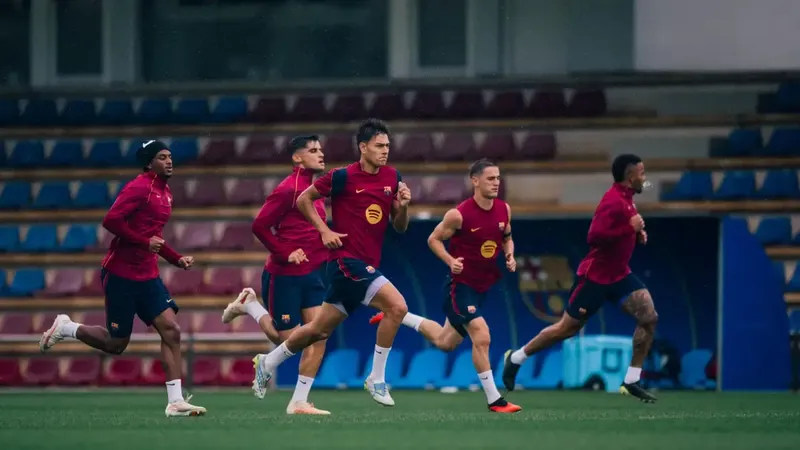 Flick recupera a sus internacionales y Raphinha sigue al margen