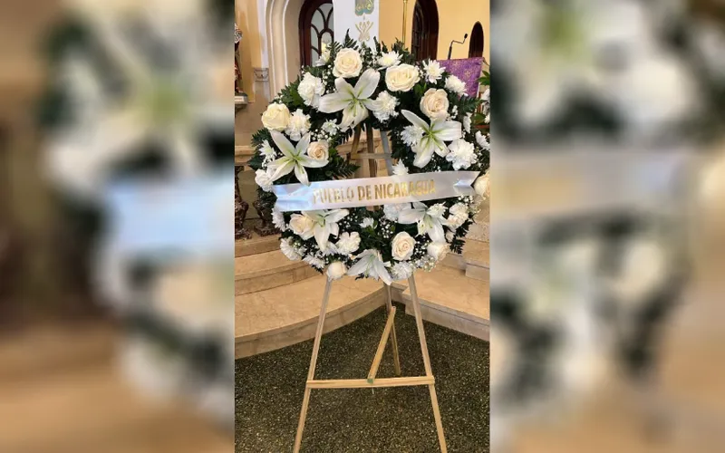 Acompañamos honras fúnebres del Exministro Mitchell Doens en Panamá