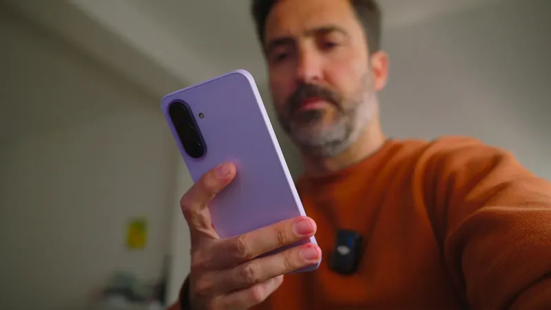 ¿Cómo se instalan las 3 actualizaciones manuales de Samsung que todo el mundo olvida?