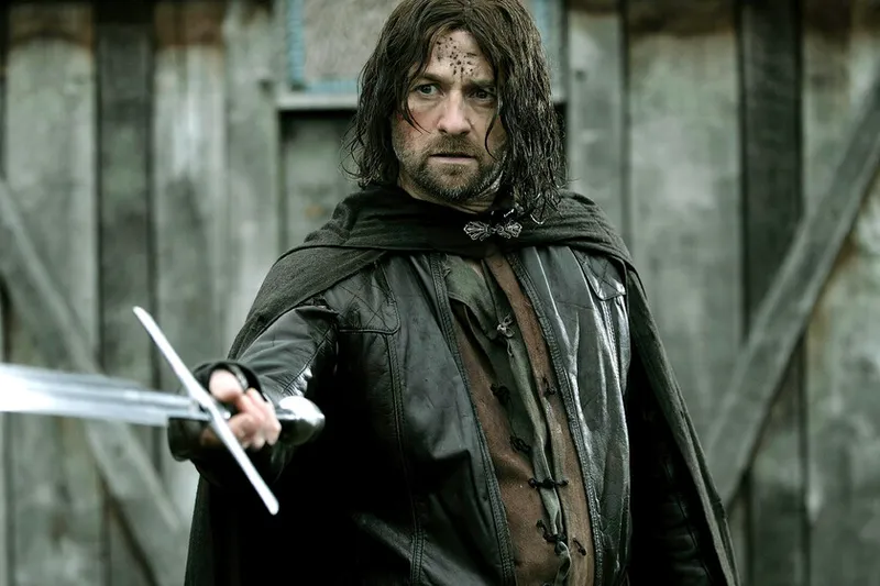 A los padres de Aragorn solo se les menciona tres veces en El Señor de los Anillos, pero con 29.000 euros, unos fans hicieron su propia película