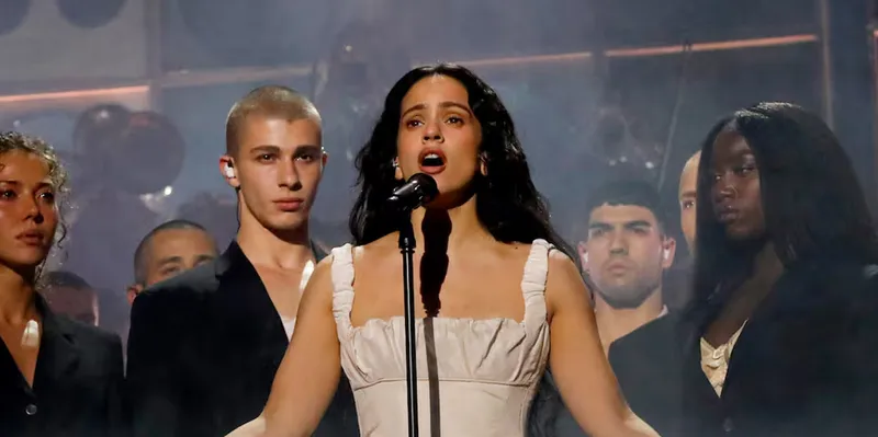 Rosalía podría romper un récord histórico de los Grammy con LUX