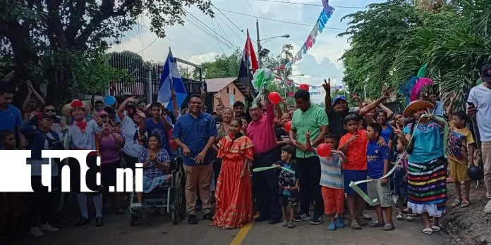 Barrio Laureles Sur estrena siete cuadras asfaltadas gracias al programa Calles para el Pueblo
