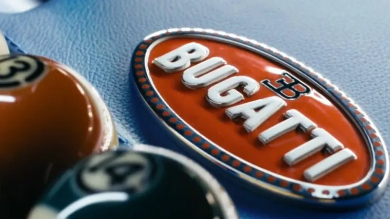 Bugatti desafía al oleaje con una mesa de billar estabilizada de 250.000 euros diseñada para superyates