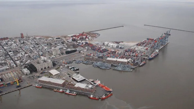 ¿Por qué el Puerto de Montevideo se ha vuelto un punto clave para la DEA y el FBI?