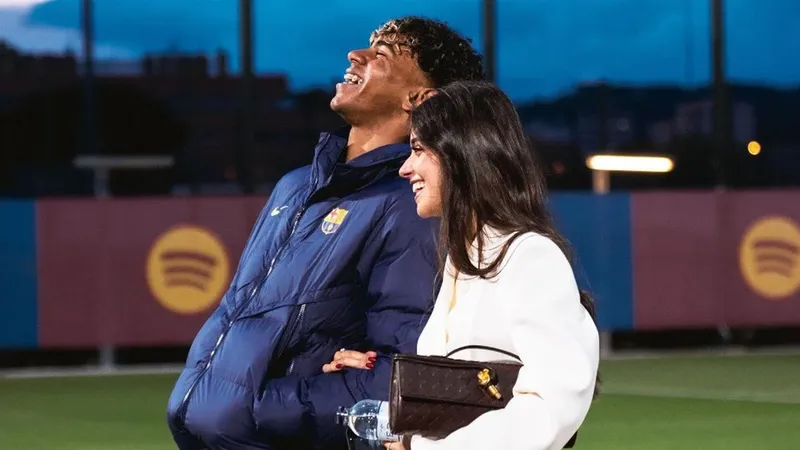 Lamine Yamal celebra sus 19 años con el cariño de Inés García y la esperanza de pasar a la final del Mundial 2026