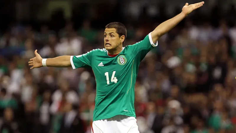 El Chicharito Hernández se puso la “verde” y se sube al barco de apoyo del Tricolor