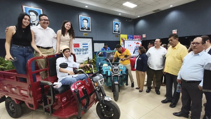 Entregan equipamiento para fortalecer capacitación de técnicos agrícolas en Matagalpa