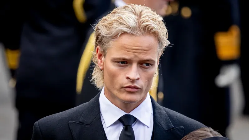 Marius Borg sale otra vez de su arresto domiciliario para acudir al funeral del rey Harald V