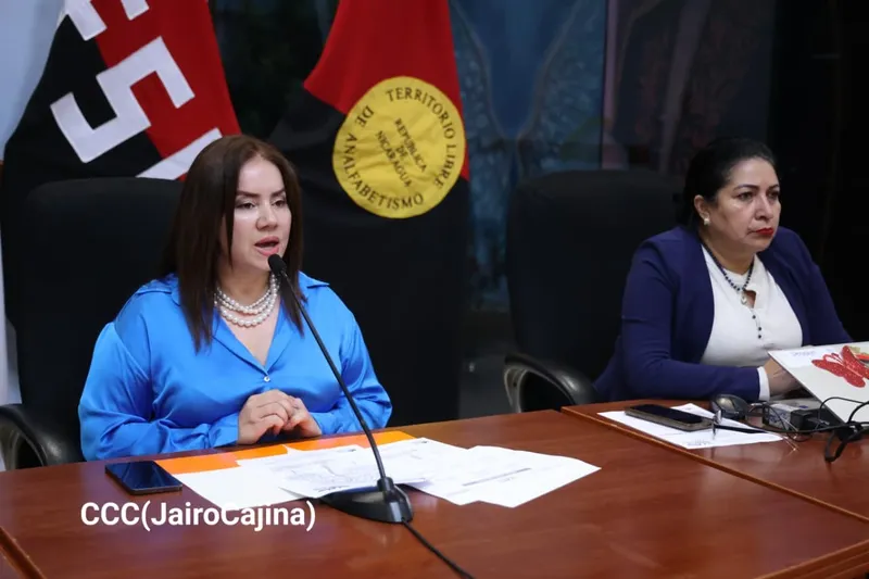 MINED realiza jornada pedagógica de actualización