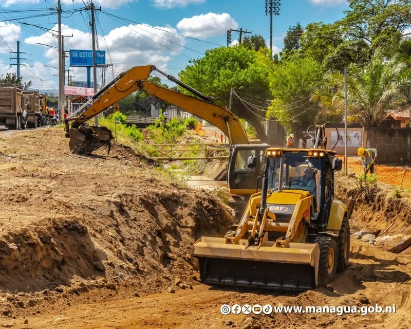 Tráfico en la Rotonda El Periodista se reducirá a un carril por trabajos en el nuevo paso a desnivel