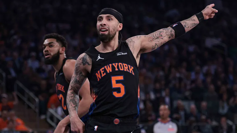 New York Knicks vs San Antonio Spurs: duelo con sabor latino