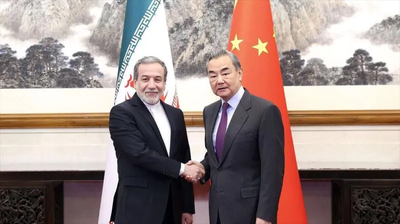 Analista: China e Irán cuentan con fuerzas suficientes para derrotar al imperialismo
