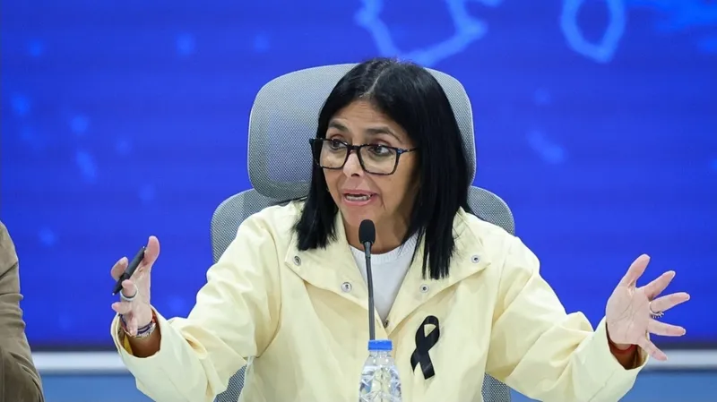 “¿A quién iban a invitar, pues?”: Diosdado Cabello destaca presencia de Delcy Rodríguez en la ONU