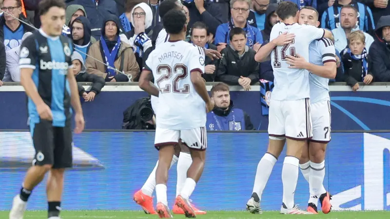 Aston Villa venció a Brugge como visitante en la Champions League