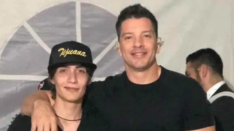 El hijo de Yahir exhibe que mujer LO GRABÓ a escondidas y se dice cansado del acoso