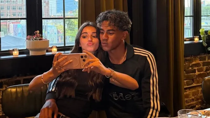 La historia de amor de Lamine Yamal e Inés García que enamora durante el Mundial 2026