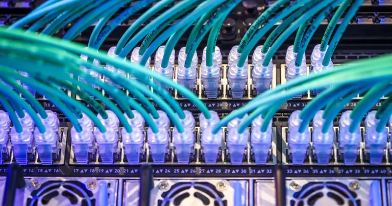 Acciones de Super Micro se disparan tras prever ingresos por encima de las estimaciones