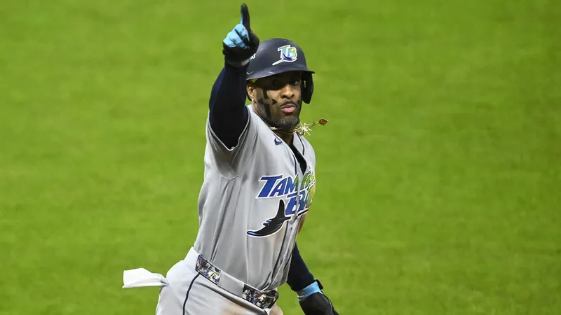 ¡Todo empatado! Los Rays pegan duro y se enciende la serie de campeonato